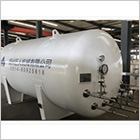 巨人·低温储罐